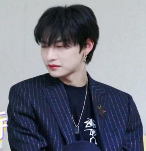 娱乐吃瓜君胡文煊,揭秘娱乐圈幕后故事